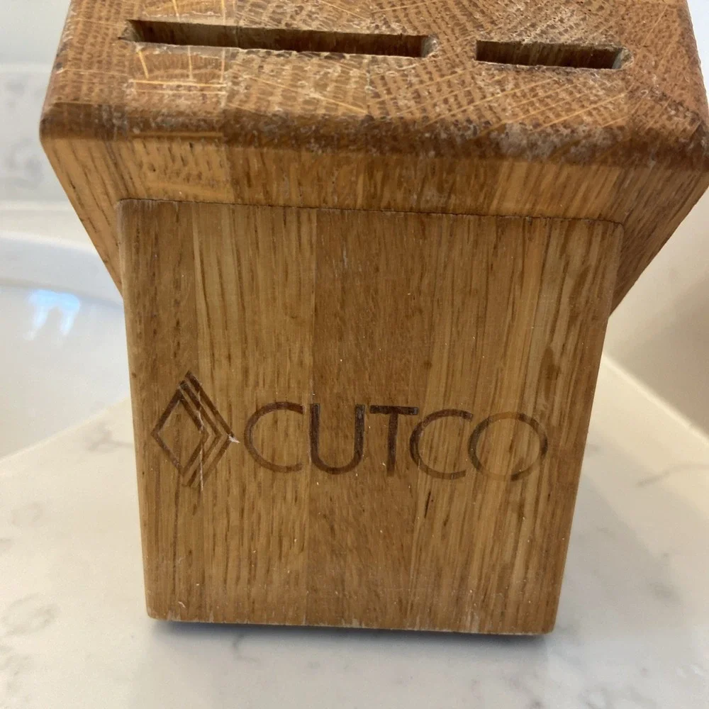 CUTCO‎ Solid Oak Wood Butcher Block 4 Slot Knife Holder Made in USA